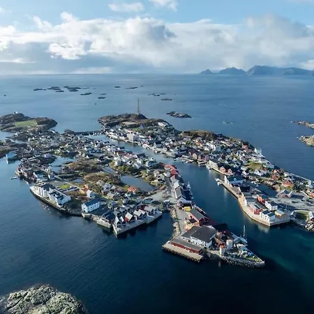 New Top-Floor Apartment In Henningsvaer Apartament *