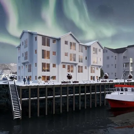 New Top-Floor Apartment In Henningsvaer