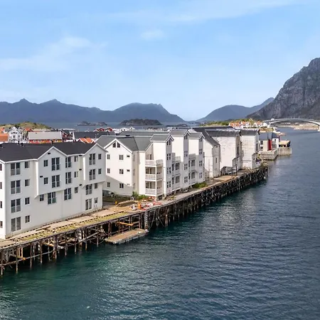 New Top-Floor Apartment In Henningsvaer