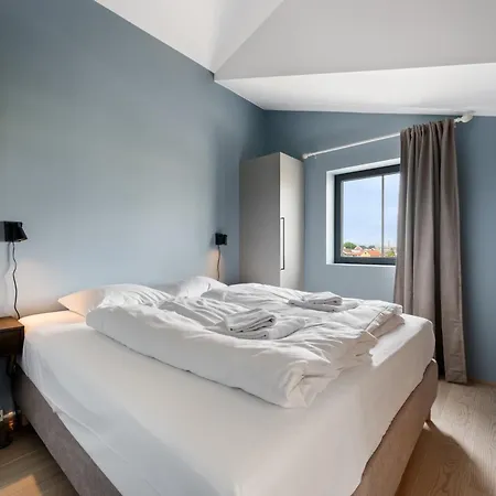 New Top-Floor Apartment In Henningsvaer * Henningsvær